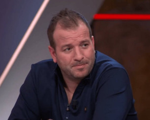 Φαν ντερ Φάαρτ: «Μου άρεσε να παίζω στην Premier League, οι παίκτες είναι ηλίθιοι εκεί» Φαν ντερ Φάαρτ: «Μου άρεσε να παίζω στην Premier League, οι παίκτες είναι ηλίθιοι εκεί»