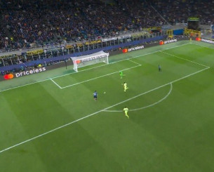 Με Λαουτάρο η Ίντερ, 1-0 την Μπαρτσελόνα (vid) Με Λαουτάρο η Ίντερ, 1-0 την Μπαρτσελόνα (vid)