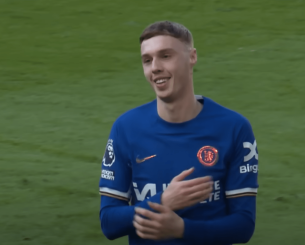 Ο Κόουλ Πάλμερ θυμώνει με τους «ηλίθιους», βρίζει και αναγκάζει το «Sky Sports» να ζητήσει συγγνώμη