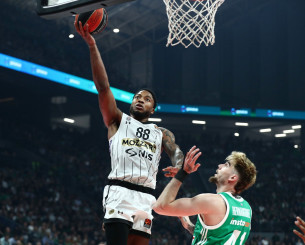 Ο Τζόουνς χάρισε την... πτήση της χρονιάς στην Euroleague (video) Ο Τζόουνς χάρισε την... πτήση της χρονιάς στην Euroleague (video)