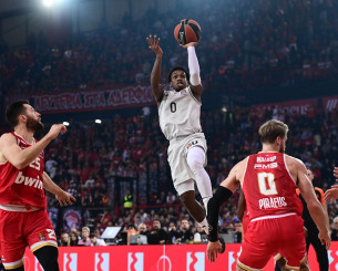 Ο Σορτς, το NBA και τα 2,5 εκατομμύρια της Ευρώπης - Στη γωνία Παναθηναϊκός και Ολυμπιακός Ο Σορτς, το NBA και τα 2,5 εκατομμύρια της Ευρώπης - Στη γωνία Παναθηναϊκός και Ολυμπιακός