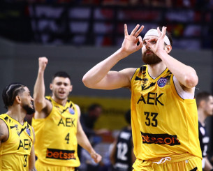 Γκόλντεν για Under, ΑΕΚ για Over Γκόλντεν για Under, ΑΕΚ για Over