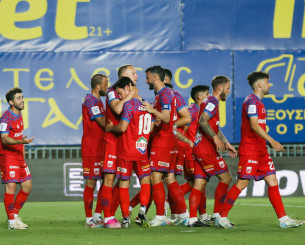 Ο Βόλος «σκόρπισε» τον Παναιτωλικό και βρίσκεται... μια ανάσα απ' την παραμονή