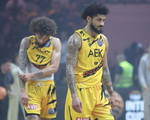 Η ΑΕΚ άγγιξε το θαύμα του τελικού, αλλά η Μάλαγα έδειξε κλάση Η ΑΕΚ άγγιξε το θαύμα του τελικού, αλλά η Μάλαγα έδειξε κλάση