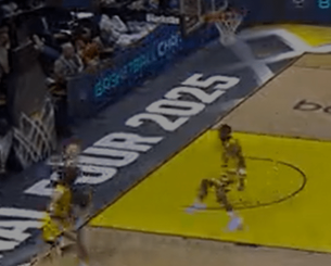 Το εξωπραγματικό καλάθι του Καλινόσκι πίσω από το ταμπλό (video)