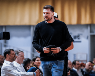 Ο Ντόντσιτς έμεινε εκτός playoffs στο ΝΒΑ και είδε μπάσκετ στη Σλοβενία Ο Ντόντσιτς έμεινε εκτός playoffs στο ΝΒΑ και είδε μπάσκετ στη Σλοβενία