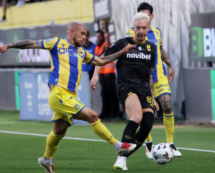 Η τελική βαθμολογία των Play offs 5-8 της Super League Η τελική βαθμολογία των Play offs 5-8 της Super League