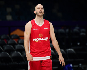 Καλάθης για Ομπράντοβιτς: «Με πήρε ο ύπνος και... έμοιαζε να θέλει να με σκοτώσει»