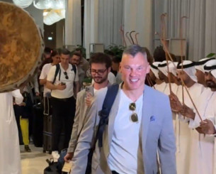 Η Φενέρμπαχτσε προσγειώθηκε στο Άμπου Ντάμπι και μετέβη στο «Hilton»