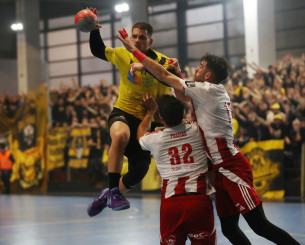 Πού θα δείτε τον πρώτο τελικό της Handball Premier ανάμεσα σε ΑΕΚ και Ολυμπιακό Πού θα δείτε τον πρώτο τελικό της Handball Premier ανάμεσα σε ΑΕΚ και Ολυμπιακό