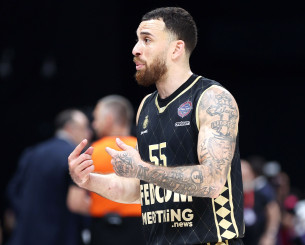 «Ο Ολυμπιακός παρακολουθεί τον Μάικ Τζέιμς, αν φύγει από την Μονακό θα κάνει κίνηση»