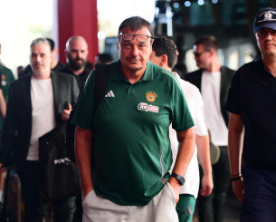 «Αστακός» το ΣΕΦ στην άφιξη του Παναθηναϊκού - Το βίντεο του Athletiko «Αστακός» το ΣΕΦ στην άφιξη του Παναθηναϊκού - Το βίντεο του Athletiko