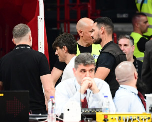 Πήγε στα αποδυτήρια του ΣΕΦ ο Γιαννακόπουλος Πήγε στα αποδυτήρια του ΣΕΦ ο Γιαννακόπουλος