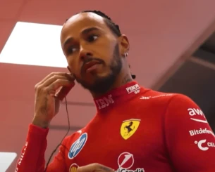 Χάμιλτον: «Η στρατηγική της Ferrari με απογοήτευσε και με άφησε εκτός μάχης για το βάθρο» Χάμιλτον: «Η στρατηγική της Ferrari με απογοήτευσε και με άφησε εκτός μάχης για το βάθρο»