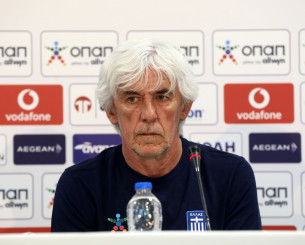 Γιοβάνοβιτς: «Μπορούμε να κάνουμε λίγες παραλλαγές, να βελτιώσουμε τη φιλοσοφία μας» Γιοβάνοβιτς: «Μπορούμε να κάνουμε λίγες παραλλαγές, να βελτιώσουμε τη φιλοσοφία μας»