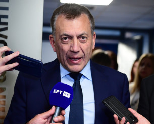 Η ανακοίνωση του Υπουργείου για τη συνάντηση του Γιάννη Βρούτση με τους παράγοντες των «αιωνίων» Η ανακοίνωση του Υπουργείου για τη συνάντηση του Γιάννη Βρούτση με τους παράγοντες των «αιωνίων»