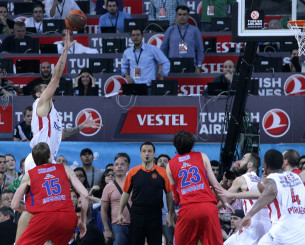 Ο Ολυμπιακός τα έβαλε με τις πιθανότητες, κέρδισε και η Euroleague το θυμήθηκε (video)