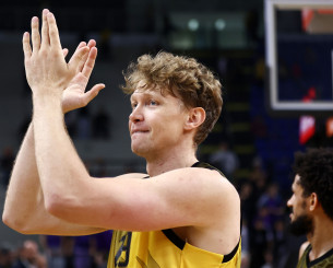 Κουζμίνσκας: «Μόνο ΑΕΚ»