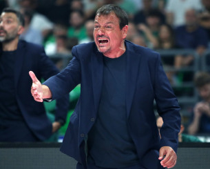 Αταμάν: «Αυτό που έκανε ο Φουρνιέ, δεν έχει ξαναγίνει ποτέ στην ιστορία του αθλητισμού» Αταμάν: «Αυτό που έκανε ο Φουρνιέ, δεν έχει ξαναγίνει ποτέ στην ιστορία του αθλητισμού»