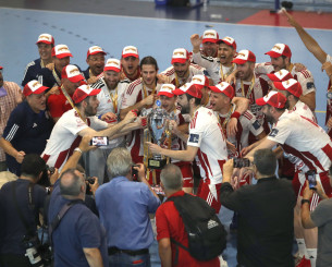 Ο Ολυμπιακός έφτασε την ΑΕΚ σε Πρωταθλήματα στο χάντμπολ Ο Ολυμπιακός έφτασε την ΑΕΚ σε Πρωταθλήματα στο χάντμπολ