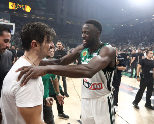 Ο Γιαννακόπουλος ανακοίνωσε την ανανέωση του Τζέριαν Γκραντ με τον Παναθηναϊκό Ο Γιαννακόπουλος ανακοίνωσε την ανανέωση του Τζέριαν Γκραντ με τον Παναθηναϊκό