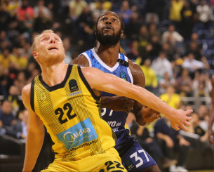 Ο Ερυθρός Αστέρας κατέβαλλε το buy out για τον Οτζελέγε, σύμφωνα με ισπανικό δημοσίευμα