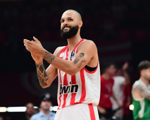 Its Mykonos Time για τον Φουρνιέ που ζητάει συμβουλές από τους φαν του