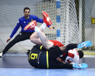 Η ΑΕΚ δημοσίευσε τη φάση για την οποία διαμαρτύρεται κόντρα στον Ολυμπιακό (video)