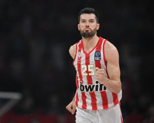 «Πρόταση 500 χιλιάδων της Ρεάλ Μαδρίτης στον Ολυμπιακό για τον Πίτερς»