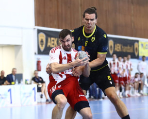 Τα highlights από τη νίκη-τίτλου του Ολυμπιακού επί της ΑΕΚ στο χάντμπολ (video) Τα highlights από τη νίκη-τίτλου του Ολυμπιακού επί της ΑΕΚ στο χάντμπολ (video)