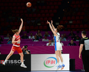 Η Μποσγανά πίσω από τα 6.75 ευστοχεί και ξεσηκώνει το ΣΕΦ (video)