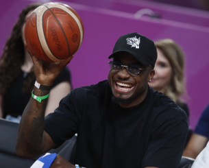 «Το ζει» ο Θανάσης Αντετοκούνμπο με τα καλάθια την Εθνικής εναντίον της Τουρκίας (video)