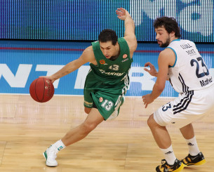 H Euroleague θυμήθηκε τη στιγμή που ο Διαμαντίδης «ζάλισε» τον Γιούλ και μοίρασε μία απίθανη ασίστ