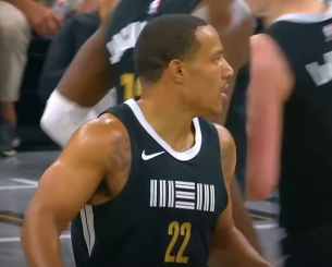 Mεγάλη ανταλλαγή ανάμεσα σε Γκρίζλις και Μάτζικ στέλνει τον Ντέσμοντ Μπέιν στο Ορλάντο!