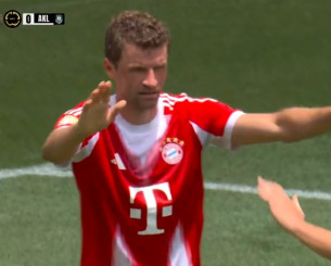 Ανελέητη Μπάγερν, ισοπέδωσε με 10-0 την αδύναμη Όκλαντ Σίτι στο Παγκόσμιο Κύπελλο Συλλόγων (video) Ανελέητη Μπάγερν, ισοπέδωσε με 10-0 την αδύναμη Όκλαντ Σίτι στο Παγκόσμιο Κύπελλο Συλλόγων (video)