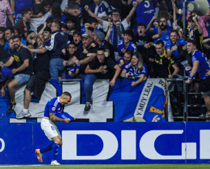 Mε τρομερή ανατροπή η Οβιέδο του Καθόρλα ξανά στη La Liga μετά από 24 χρόνια