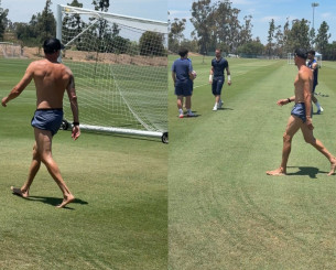 Ξυπόλητος κάθε μέρα: Αυτό είναι το μυστικό του Λουίς Ενρίκε για υγεία και ευεξία (video) Ξυπόλητος κάθε μέρα: Αυτό είναι το μυστικό του Λουίς Ενρίκε για υγεία και ευεξία (video)