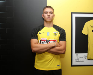 Καλοσκάμης: «Χαρούμενος που υπέγραψα σε αυτήν την εκπληκτική ομάδα, ανυπομονώ να αρχίσω»