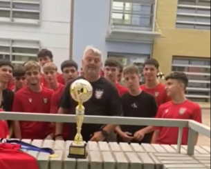 Συγκίνηση στο ογκολογικό νοσοκομείο παίδων με την Παναχαϊκή Κ16 - Η αφιέρωση στον μικρό Άκη