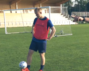 «Πάσα με το κουτάλι» - Πώς μια σουηδική ομάδα κατάφερε να αλλάξει τον κανονισμό του οφσάιντ «Πάσα με το κουτάλι» - Πώς μια σουηδική ομάδα κατάφερε να αλλάξει τον κανονισμό του οφσάιντ