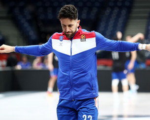 Αυτά ζητάει ο Μίτσιτς στην αγορά, τι ισχύει με τον Ολυμπιακό