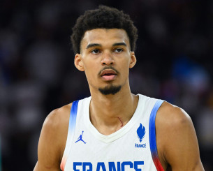 Εκτός EuroBasket ο Γουεμπανιαμά Εκτός EuroBasket ο Γουεμπανιαμά