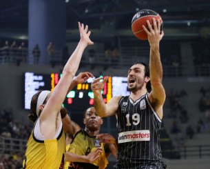 Παρακολουθεί στενά τον Κατσίβελη η ΑΕΚ