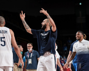 O προπονητής της Γαλλίας για τον τραυματισμό του Φουρνιέ: «Έκανε ότι μπορούσε αλλά πονάει πολύ»