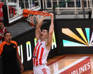 Τέλος σε μία κοινή πορεία 10 ετών: Ο Μίτροβιτς αποχωρεί από τον Ερυθρό Αστέρα