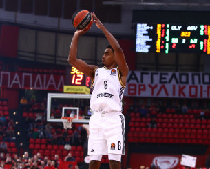 Ο Πάρκερ επιβεβαίωσε τη μετακίνηση του Μαλεντόν στη Ρεάλ Μαδρίτης και του Σακό στη Βαλένθια