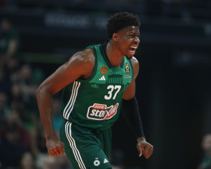 Η Παρί ενδιαφέρεται για τον Κώστα Αντετοκούνμπο