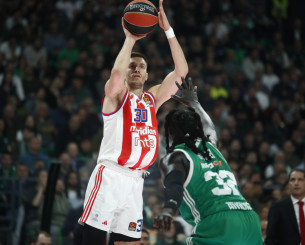 Οι Άραβες θέλουν τον Πετρούσεφ στην Dubai BC - Κατέθεσαν πρόταση στον Ολυμπιακό