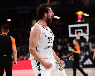 Η Ρεάλ «σκούπισε» τη Βαλένθια και κατέκτησε το πρωτάθλημα Ισπανίας