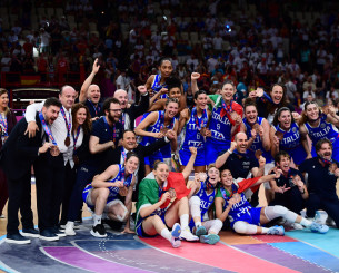 Tρίτη στο Eurobasket Γυναικών η Ιταλία με έκπληξη εναντίον της Γαλλίας